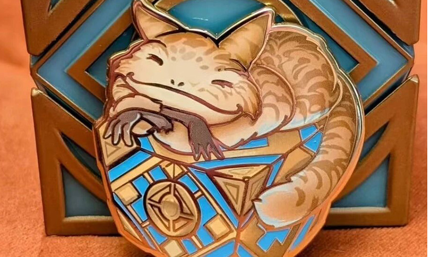 太有氛围了！夜光工艺让徽章在黑暗中自带光芒效果